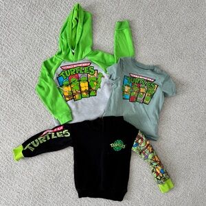 Teenage Mutant Ninja Turtles Hoodie and T-Shirt Set
